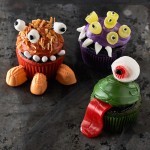 Halloween mini monster cupcake