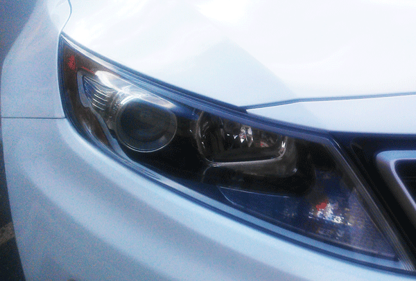 Kia-light The front lights are beautiful... #driveKia