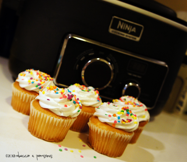 Baking cupcakes in the Ninja Cooking System